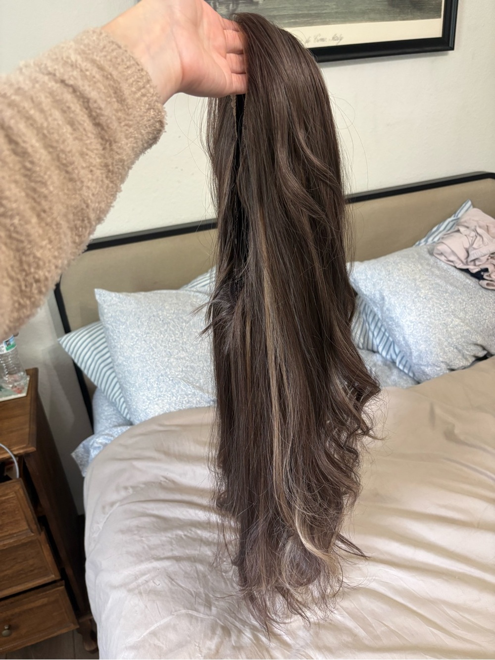 JB Extension "EMMIE" Heat Friendly Synthetic Wig 26in - Picture 2 of 3
